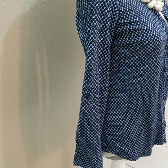 Blouse - Picture 3 of 6